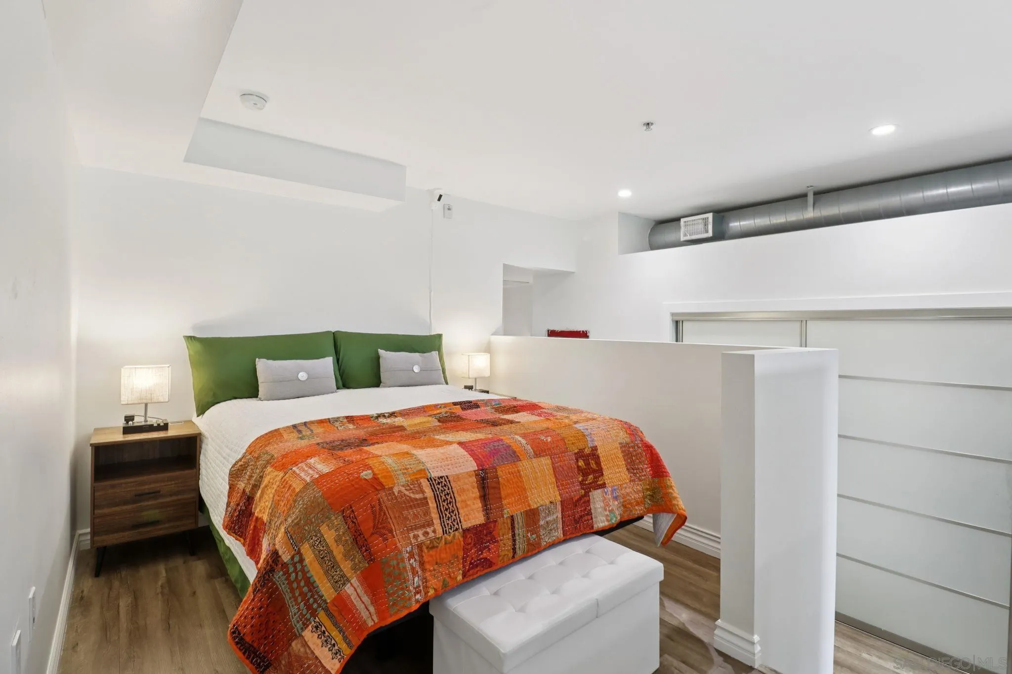 https://cdn.realtyfeed.com/cdn/127/250039681/1bc2139bf4c0dc7dfeebc3612ac3a778.webp