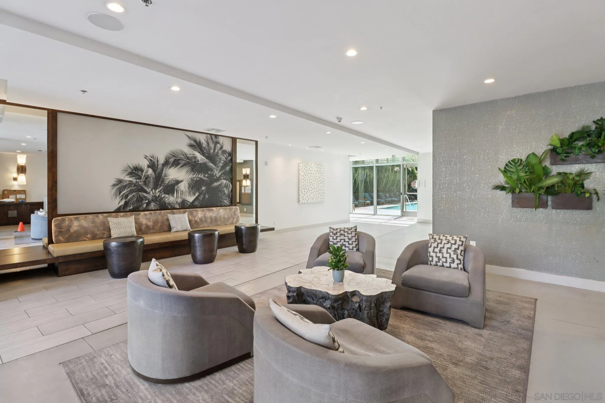 https://cdn.realtyfeed.com/cdn/127/250039681/2de61aaacb552d8b4c1176ce736976f8.webp