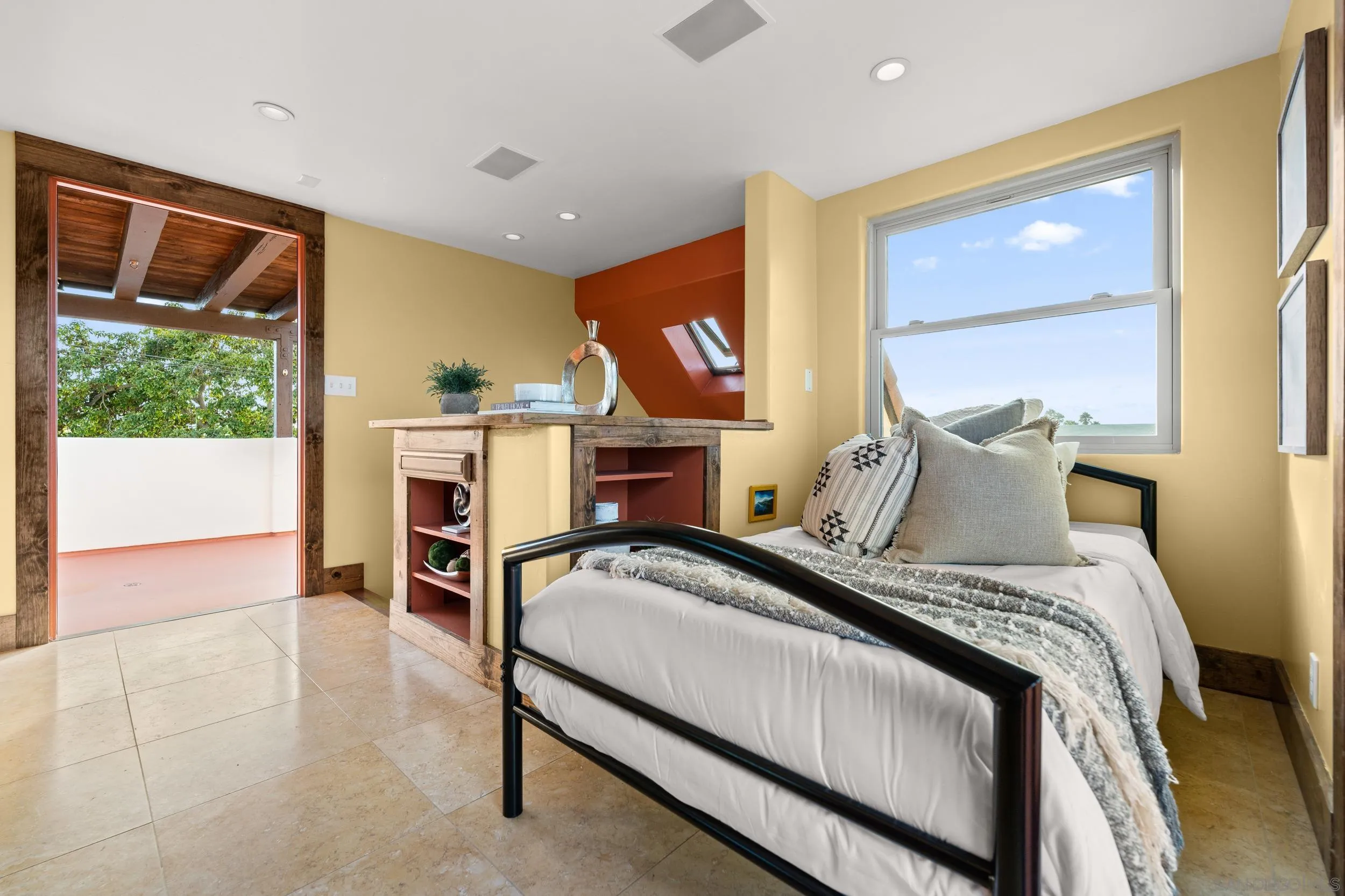 https://cdn.realtyfeed.com/cdn/127/250039691/9b3423c1c082e9f6b1e12ade73b671b0.webp