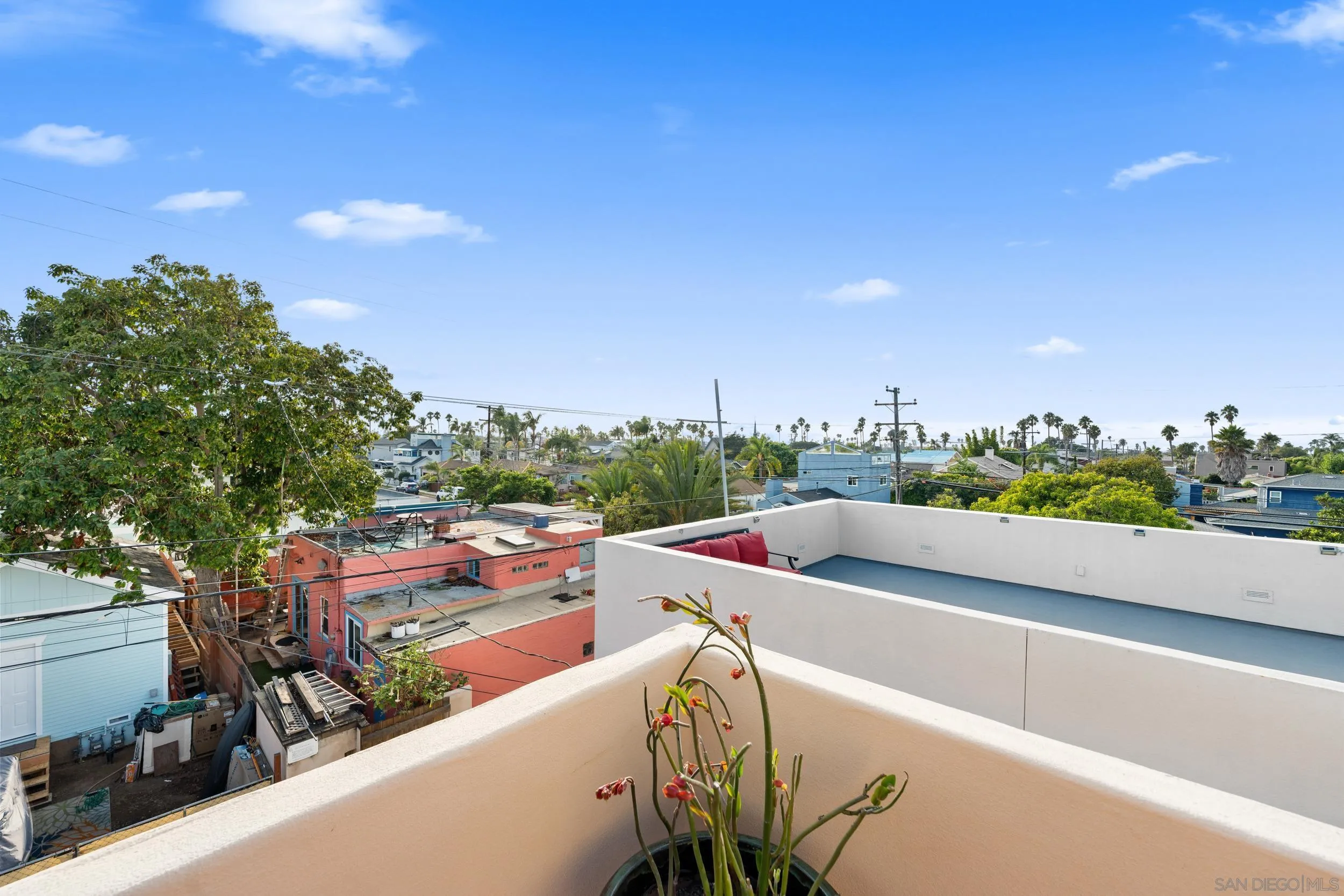 https://cdn.realtyfeed.com/cdn/127/250039691/cac829db97987b8eae972bd42585a01e.webp