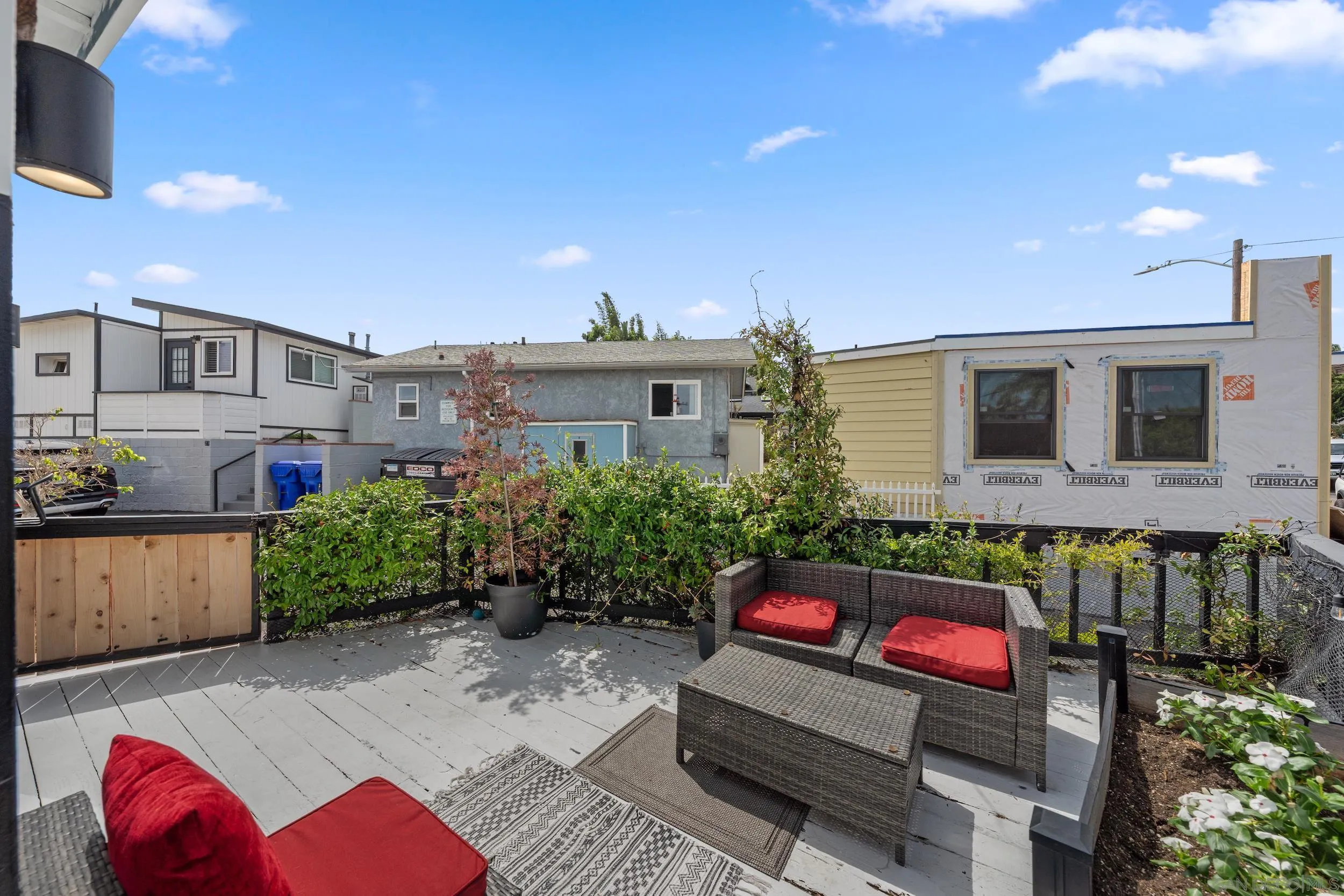 https://cdn.realtyfeed.com/cdn/127/250039695/2df82b96b6a6db5dc0c2641f0c646167.webp