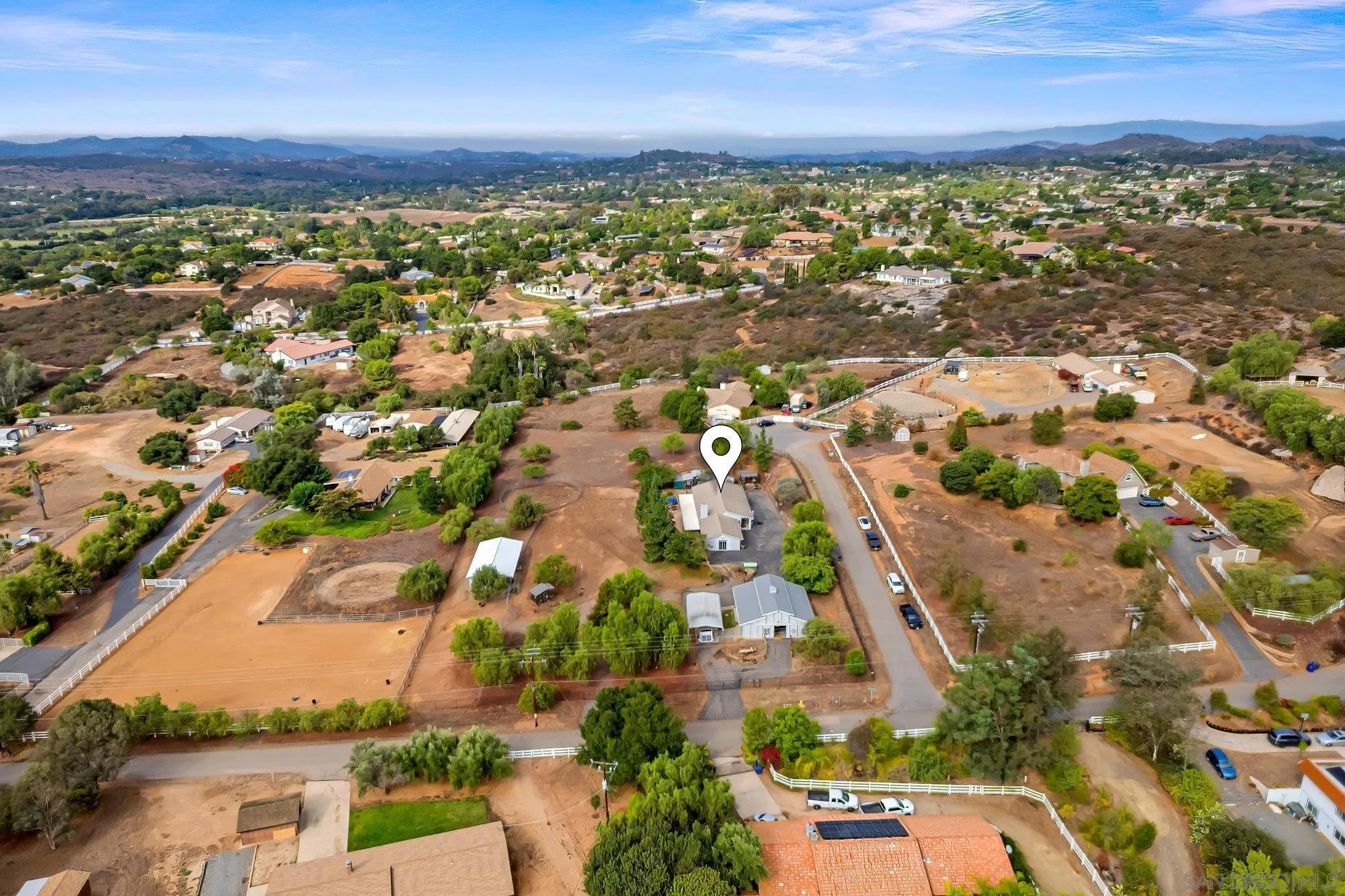 https://cdn.realtyfeed.com/cdn/127/250039698/37fa8f79a70a358a270b208a11ac37b4.webp