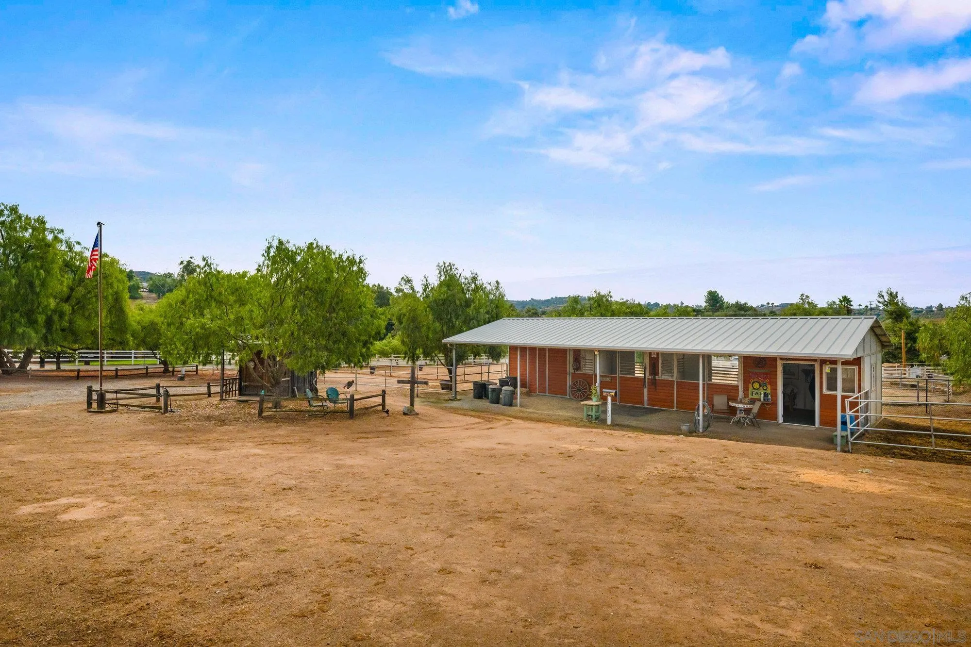 https://cdn.realtyfeed.com/cdn/127/250039698/9f49be13f9863cb3574f98ab1096c4c2.webp