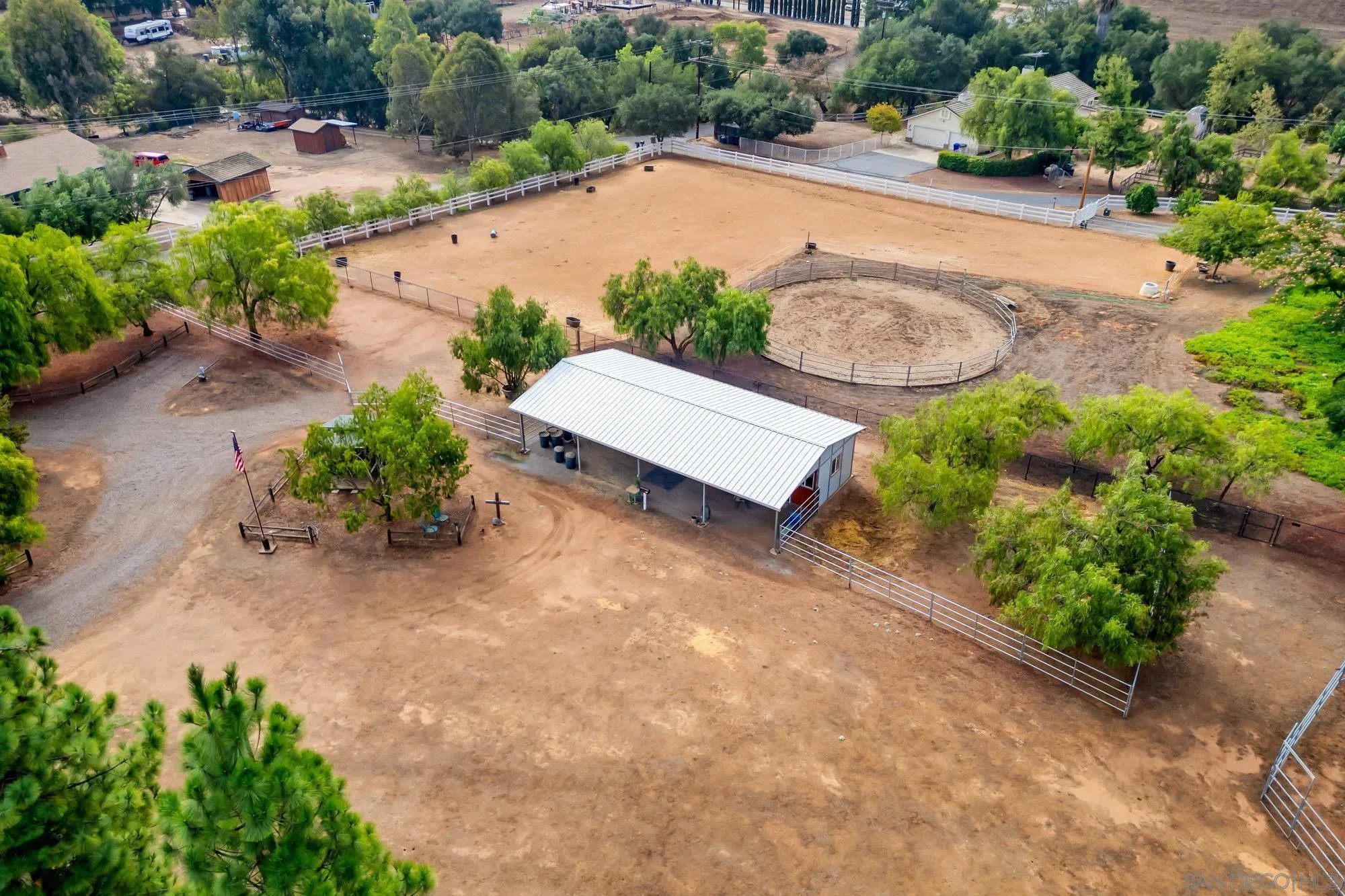 https://cdn.realtyfeed.com/cdn/127/250039698/df71c06b45a8e8b5020c8aef78f2f0b3.webp