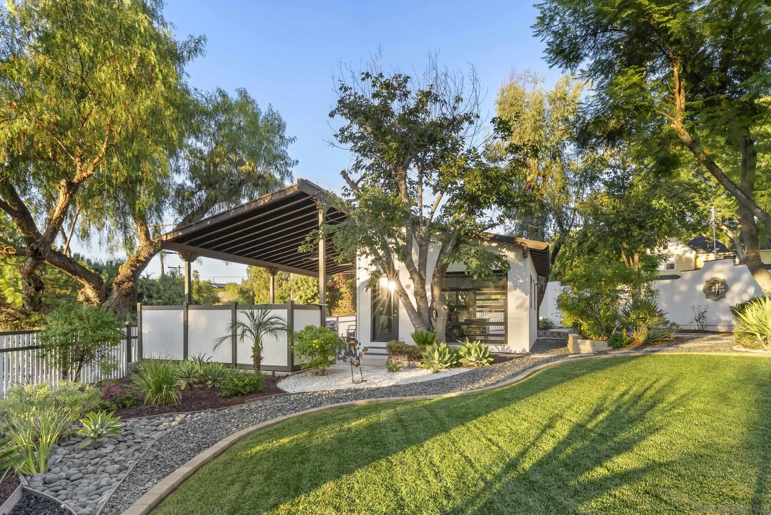 https://cdn.realtyfeed.com/cdn/127/250039701/dbafea6861c47d585a4689db40d73532.webp