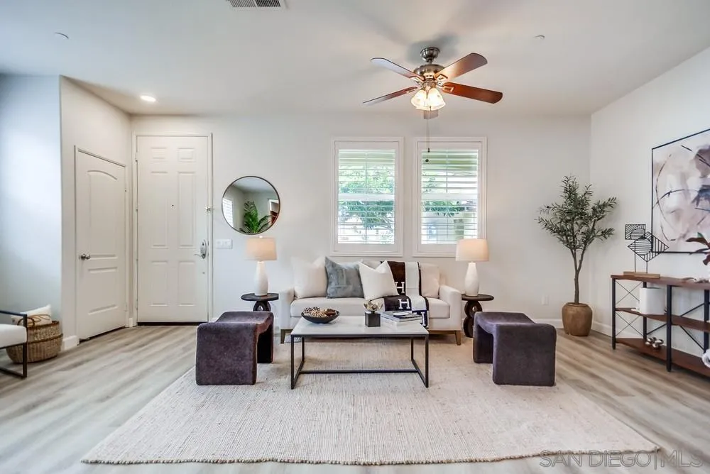 Photo #6: 250039702 Listing 