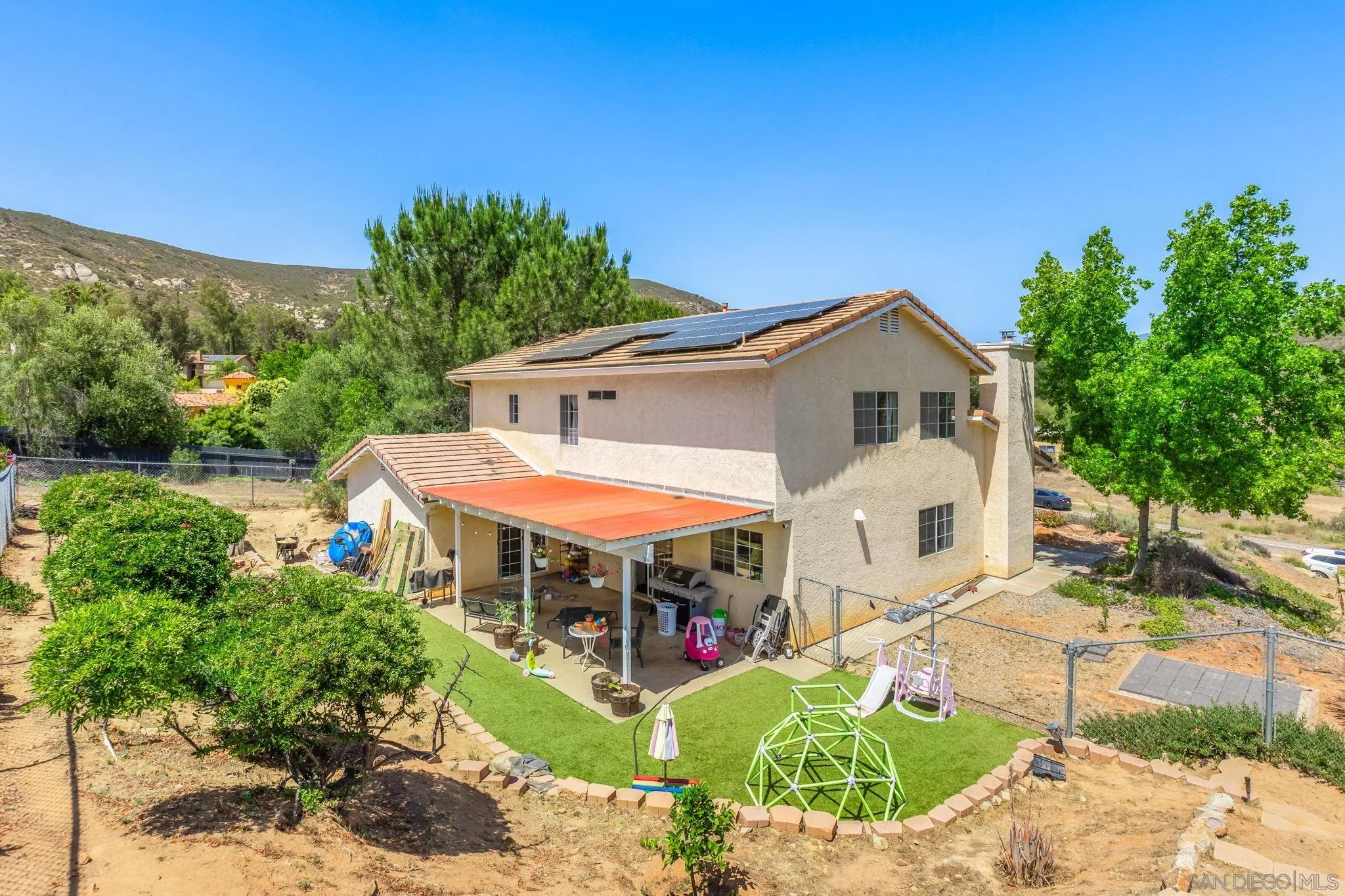 https://cdn.realtyfeed.com/cdn/127/250039715/18d08ed5b015428d369dc01400130131.webp