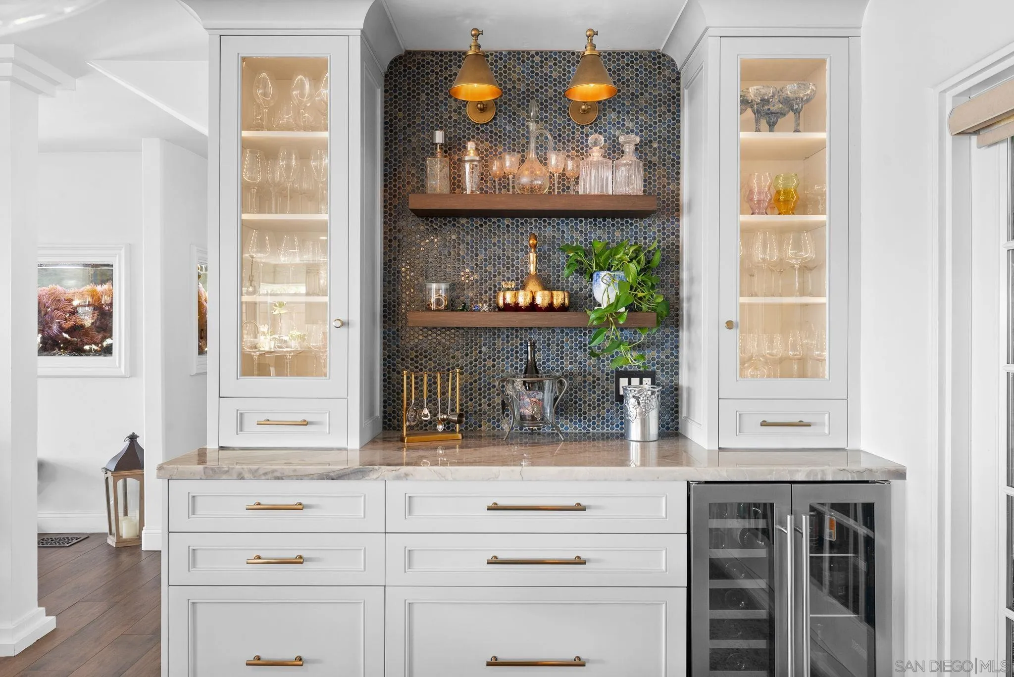 https://cdn.realtyfeed.com/cdn/127/250039716/e5eec8dee2f230d63551a0e857388d04.webp
