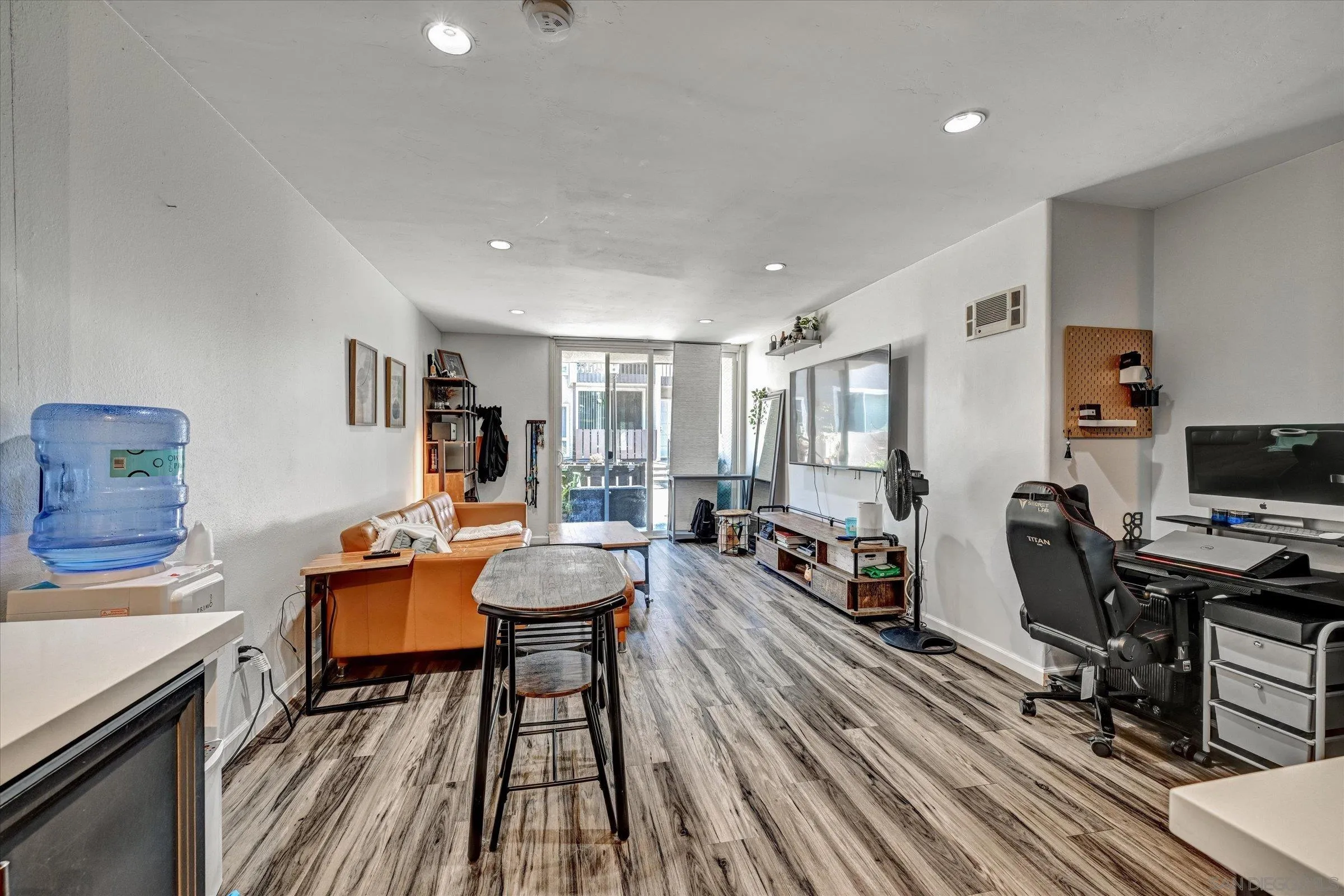Photo #8: 250039723 Listing: Photo #8