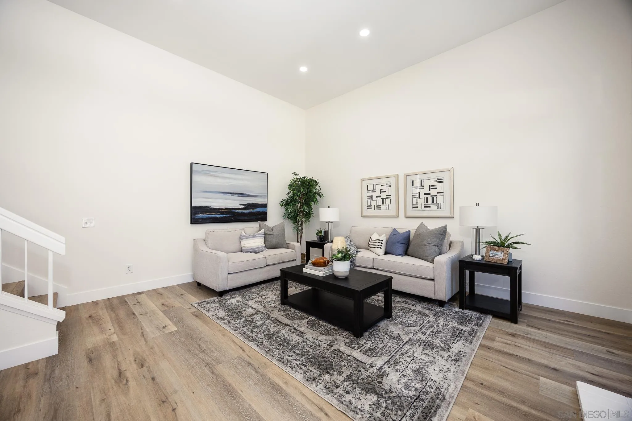 https://cdn.realtyfeed.com/cdn/127/250039726/2be89f67cc86dbc0d627827656bcc03d.webp
