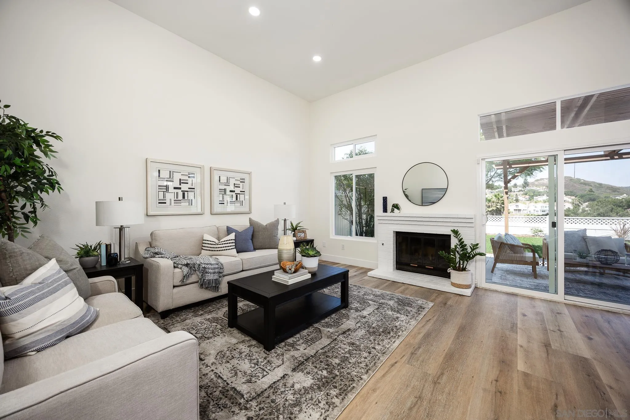 https://cdn.realtyfeed.com/cdn/127/250039726/2c7b1a1c157f391098f36a4b2cb77345.webp