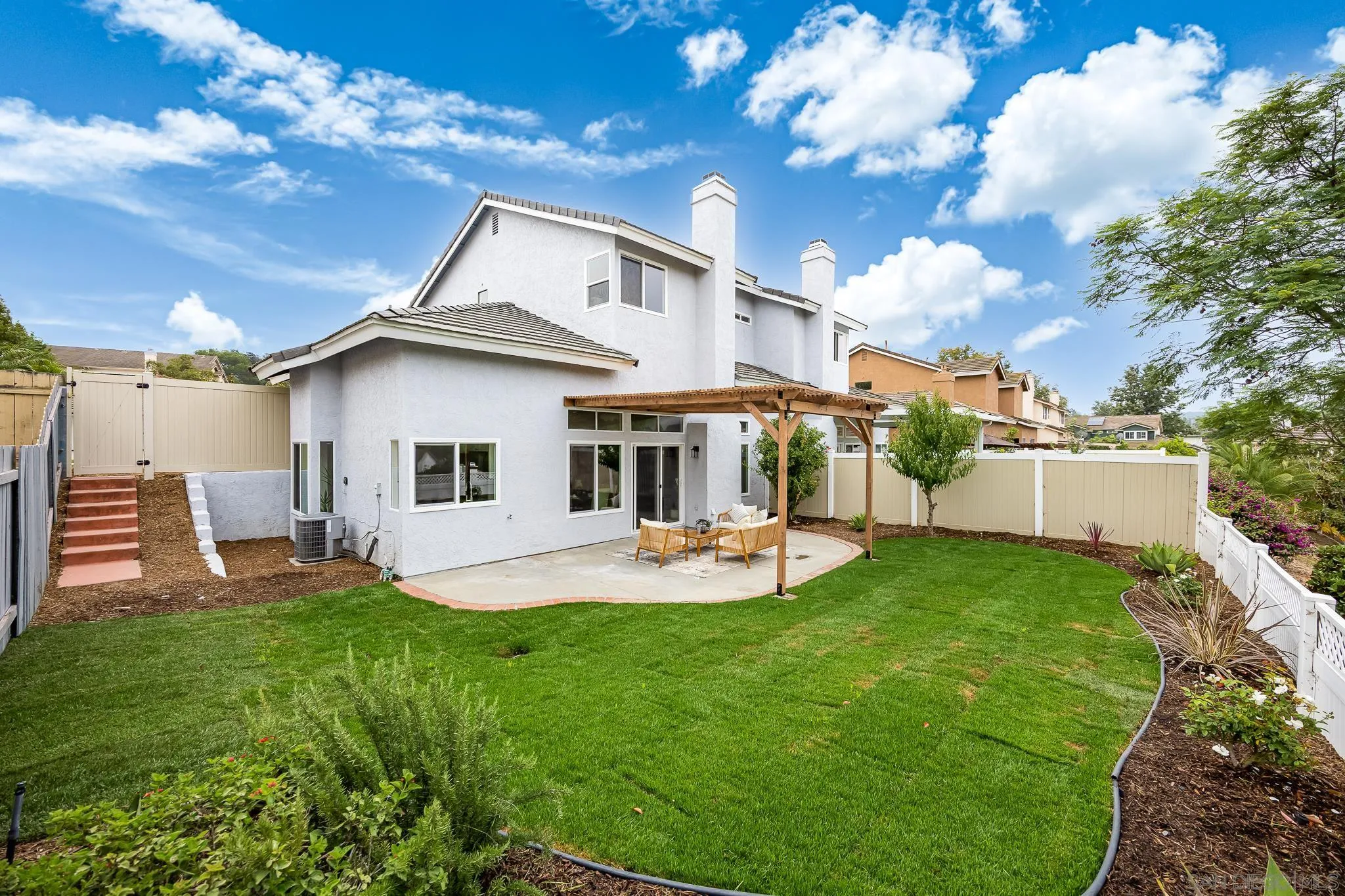 https://cdn.realtyfeed.com/cdn/127/250039726/56bca98d5f2b8ed0298e3d612de9a714.webp