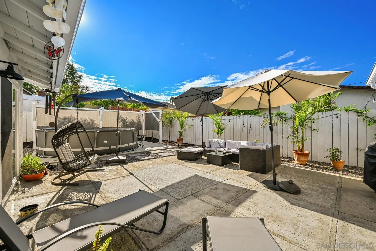 https://cdn.realtyfeed.com/cdn/127/250039727/c12d30a8216dee10a8fb111d227a96f9.webp