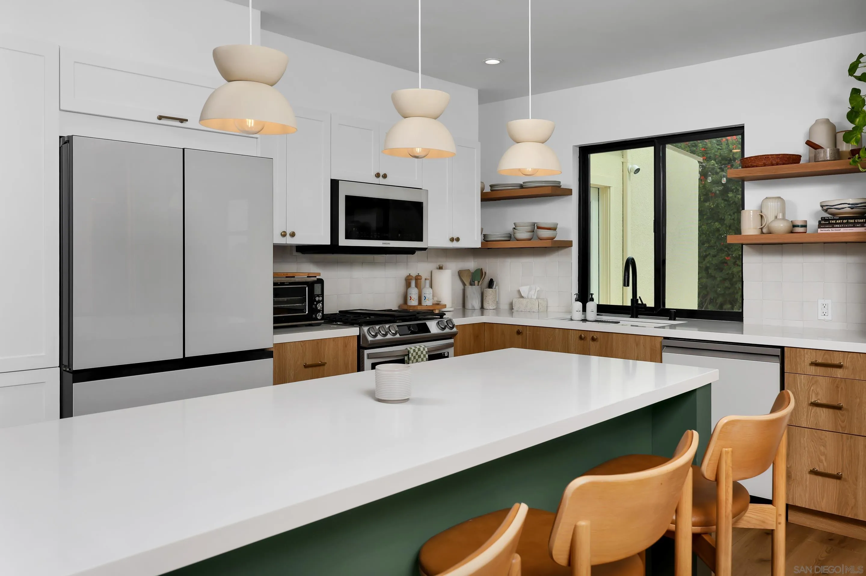 https://cdn.realtyfeed.com/cdn/127/250039728/7c7e5f93c471200e3b03f412f5d3d74d.webp