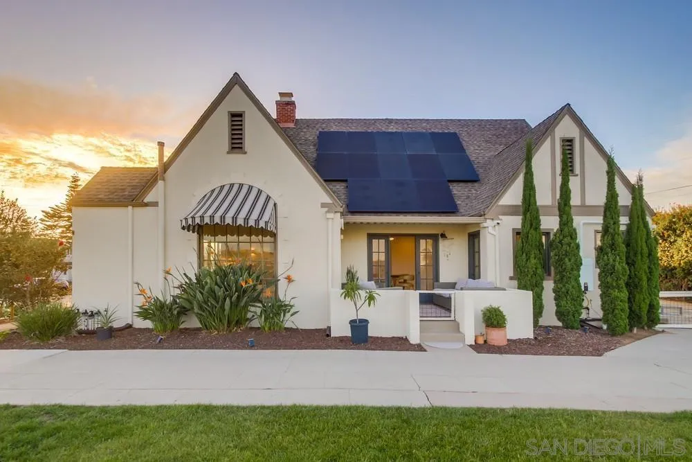 https://cdn.realtyfeed.com/cdn/127/250039728/89186fc57a5f8eef952353f7e0de12e3.webp