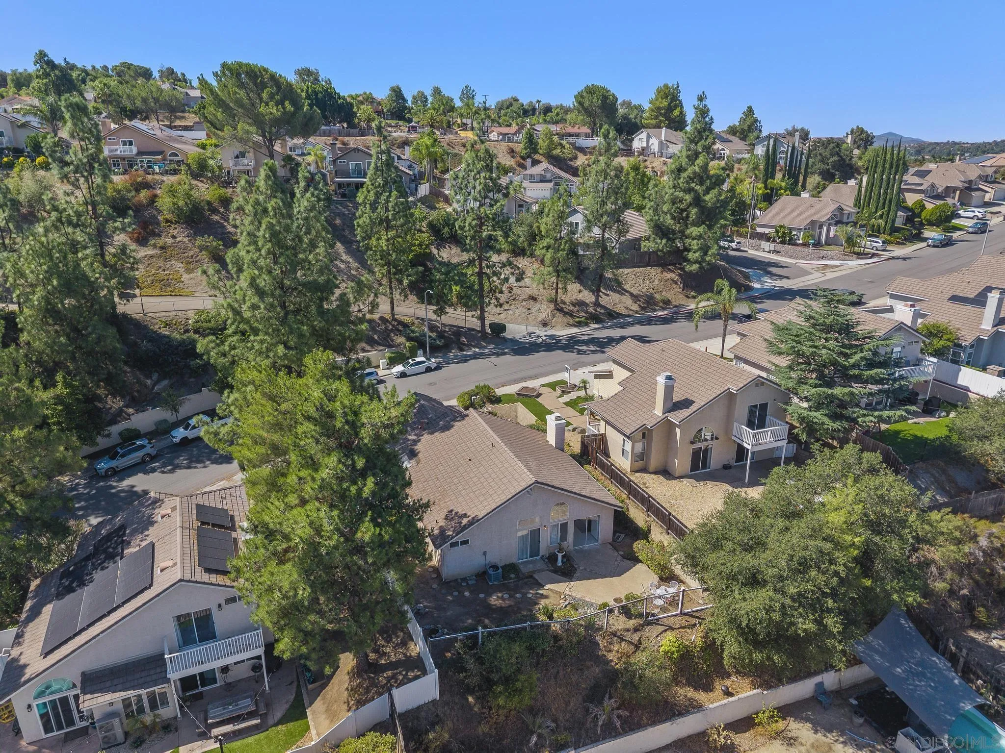https://cdn.realtyfeed.com/cdn/127/250039729/28c0bde6bee5e2ffd3ba85d5337fb488.webp