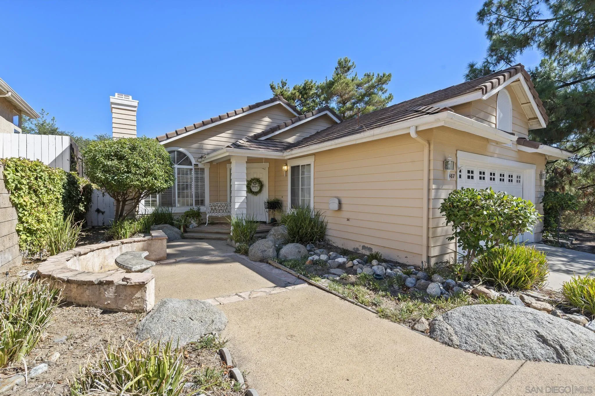 https://cdn.realtyfeed.com/cdn/127/250039729/46f34665f35c7d228a9b5a6cd0aff535.webp