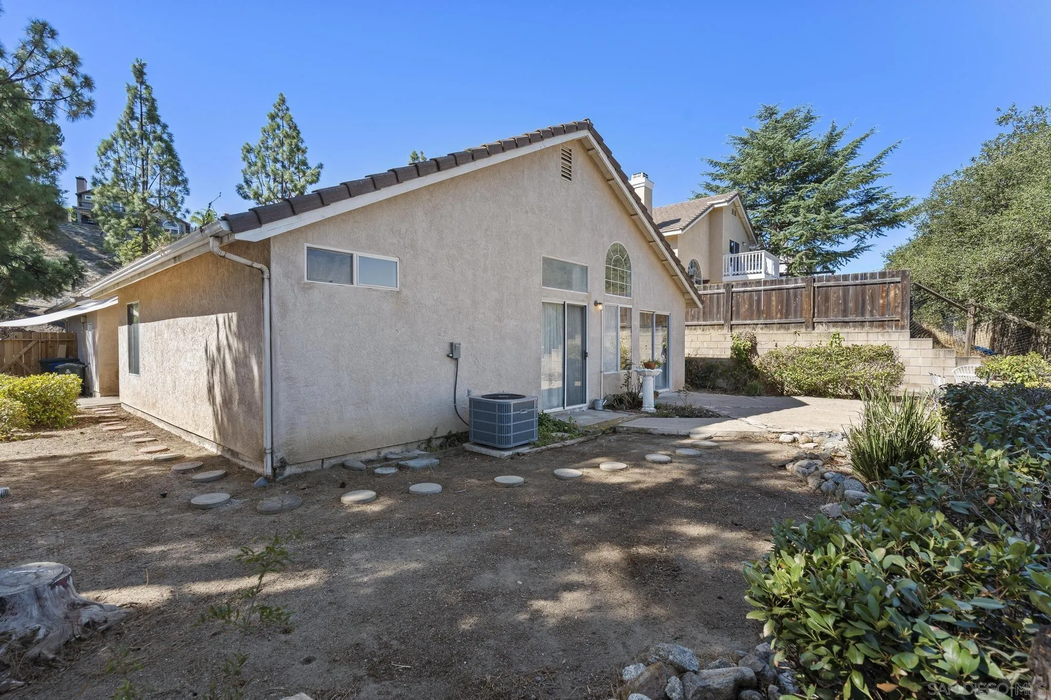 https://cdn.realtyfeed.com/cdn/127/250039729/5d6523b9b30be94e2011a59e852b0c5e.webp
