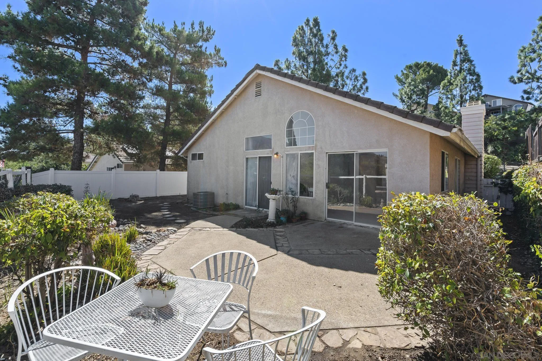 https://cdn.realtyfeed.com/cdn/127/250039729/611bd7d89b95d1fffeccf439172873ae.webp
