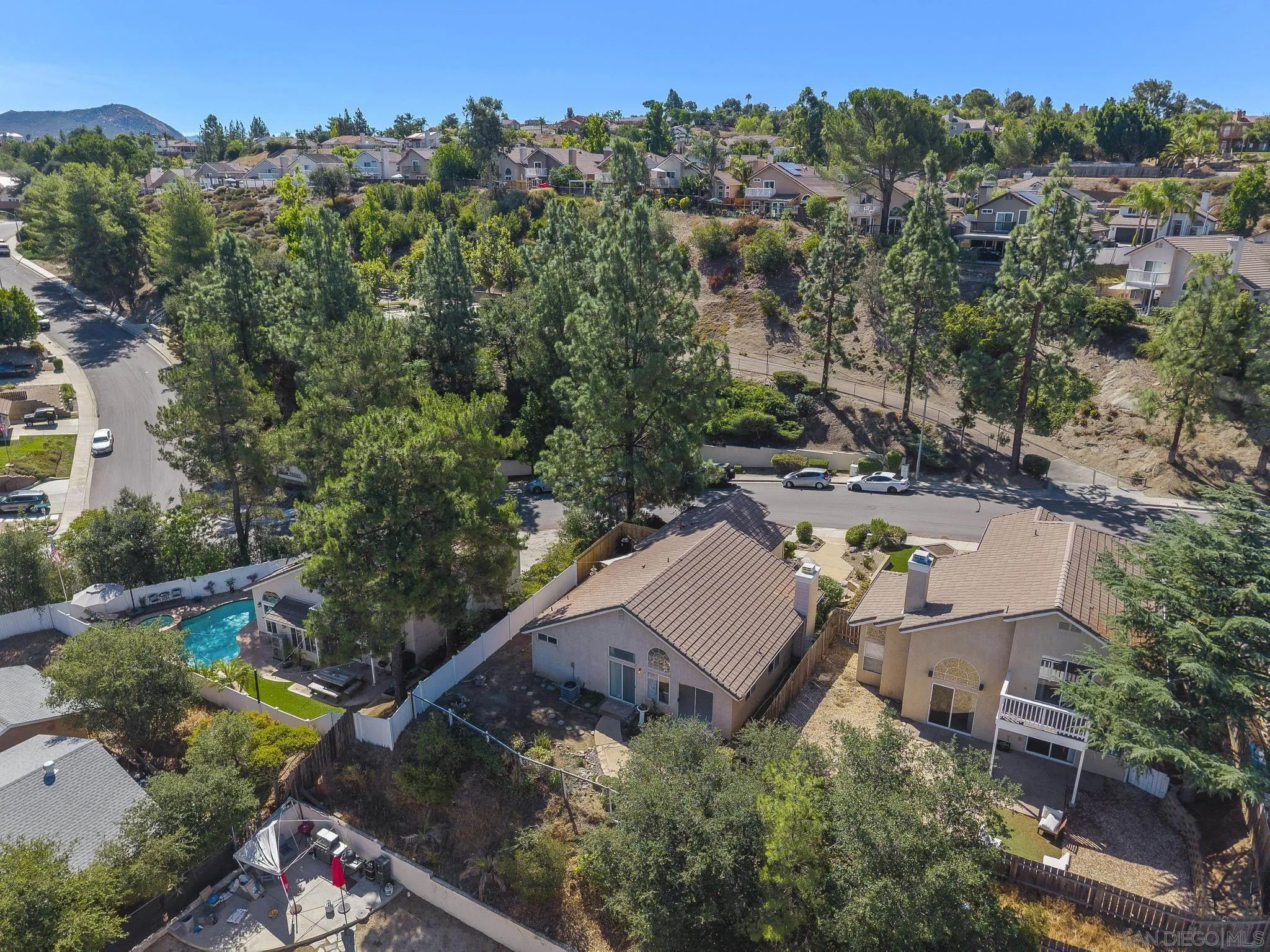 https://cdn.realtyfeed.com/cdn/127/250039729/6967ef8ea0b6a7a15b13305e9132dc48.webp