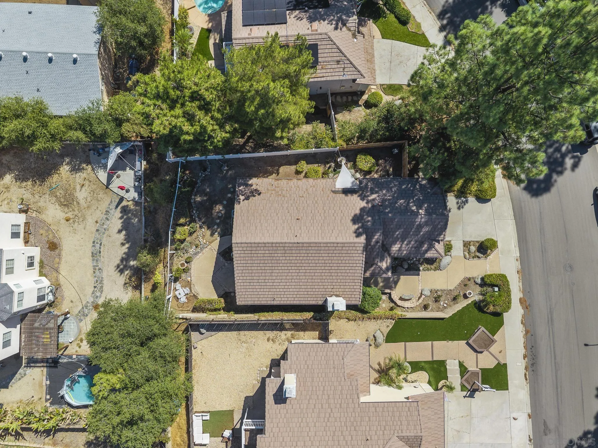 https://cdn.realtyfeed.com/cdn/127/250039729/9a6ab6da8df9725f9f812c57664604d6.webp