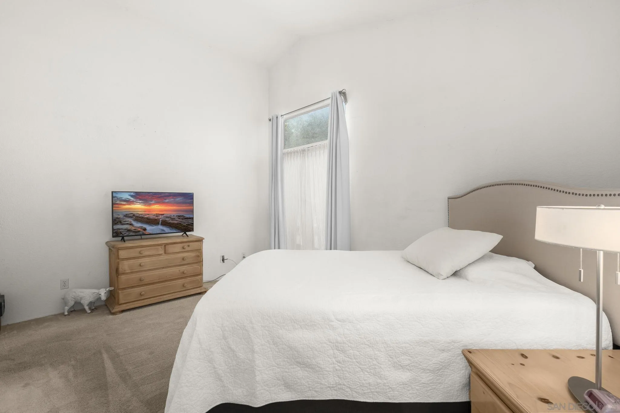 https://cdn.realtyfeed.com/cdn/127/250039729/c53d3835b0bdf4e5c8074d20159105b9.webp