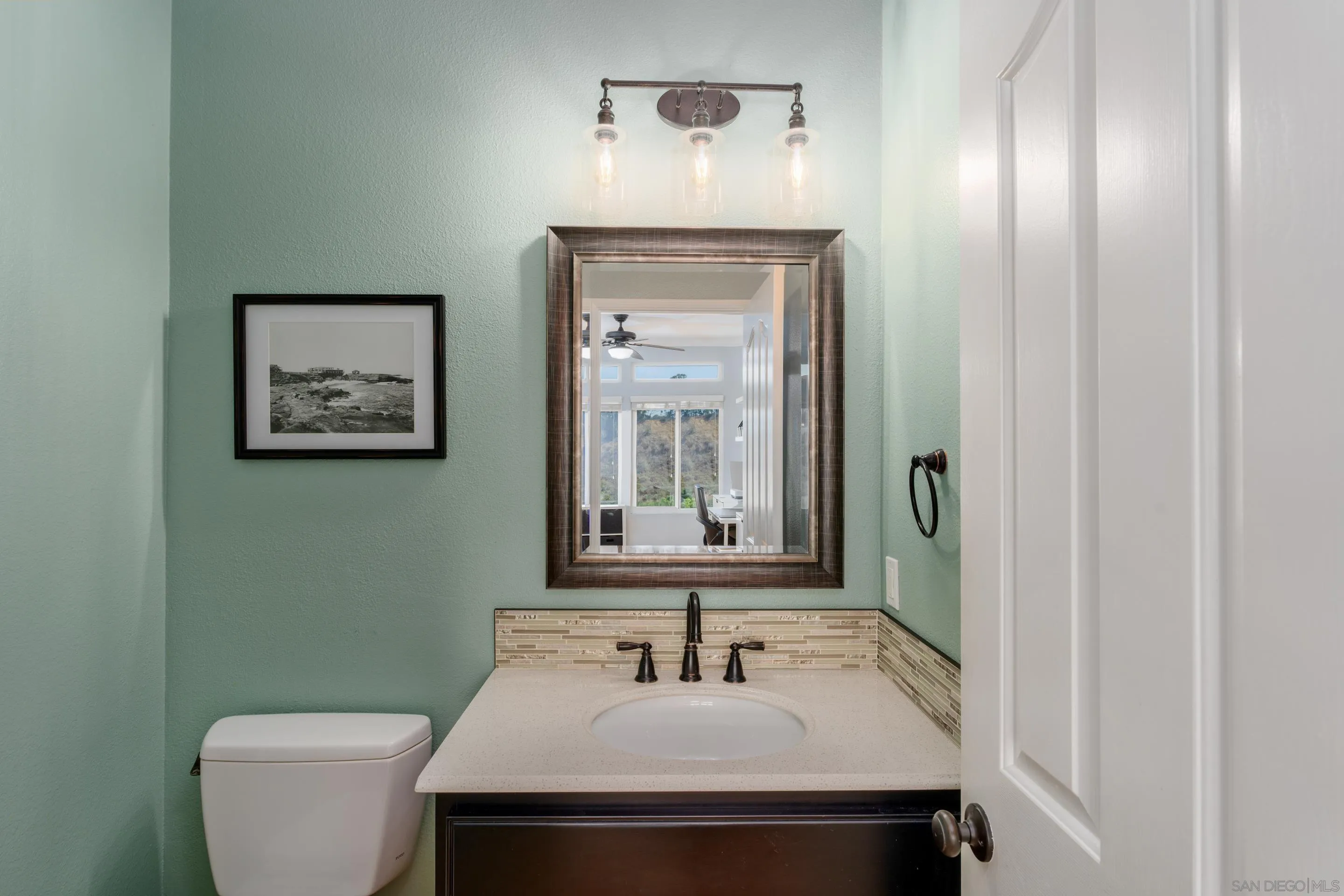Photo #18: 250039734 Listing: Photo #18