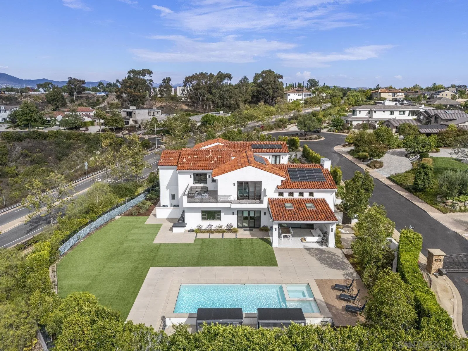 https://cdn.realtyfeed.com/cdn/127/250039737/73cac52db00ca0bc6caf91e9d43f797c.webp