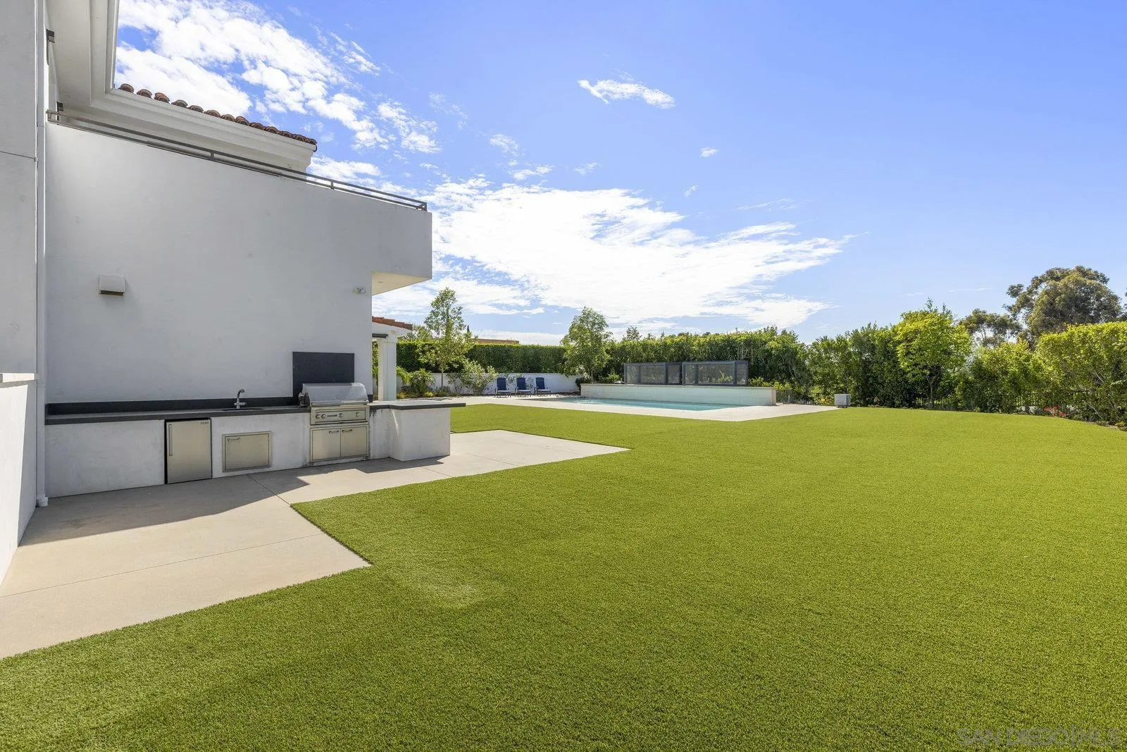 https://cdn.realtyfeed.com/cdn/127/250039737/cf802c9aa8e72027c71b59a79a52ad52.webp