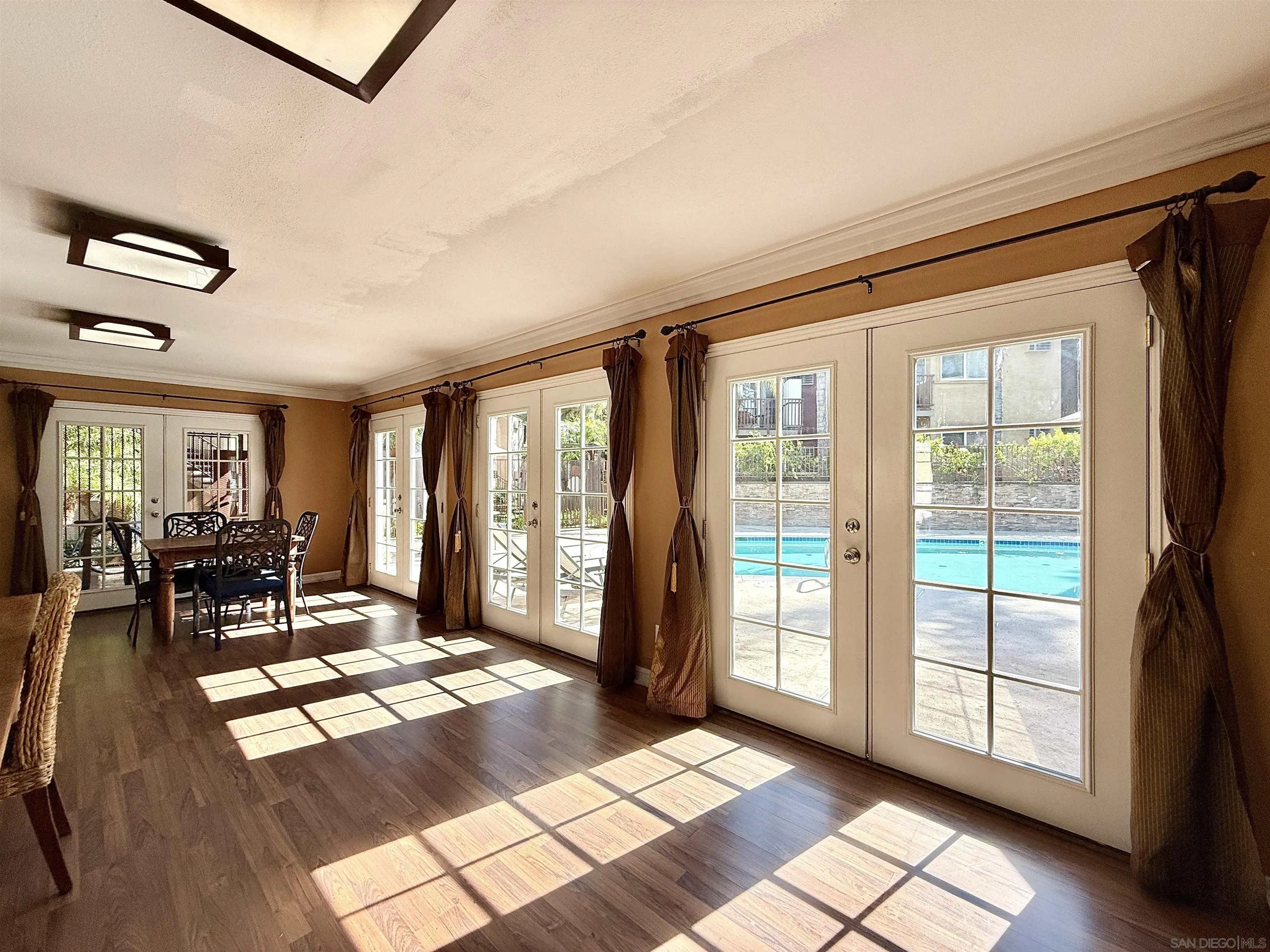 https://cdn.realtyfeed.com/cdn/127/250039738/5231ea649b85ca87d482929c1212e5cc.webp