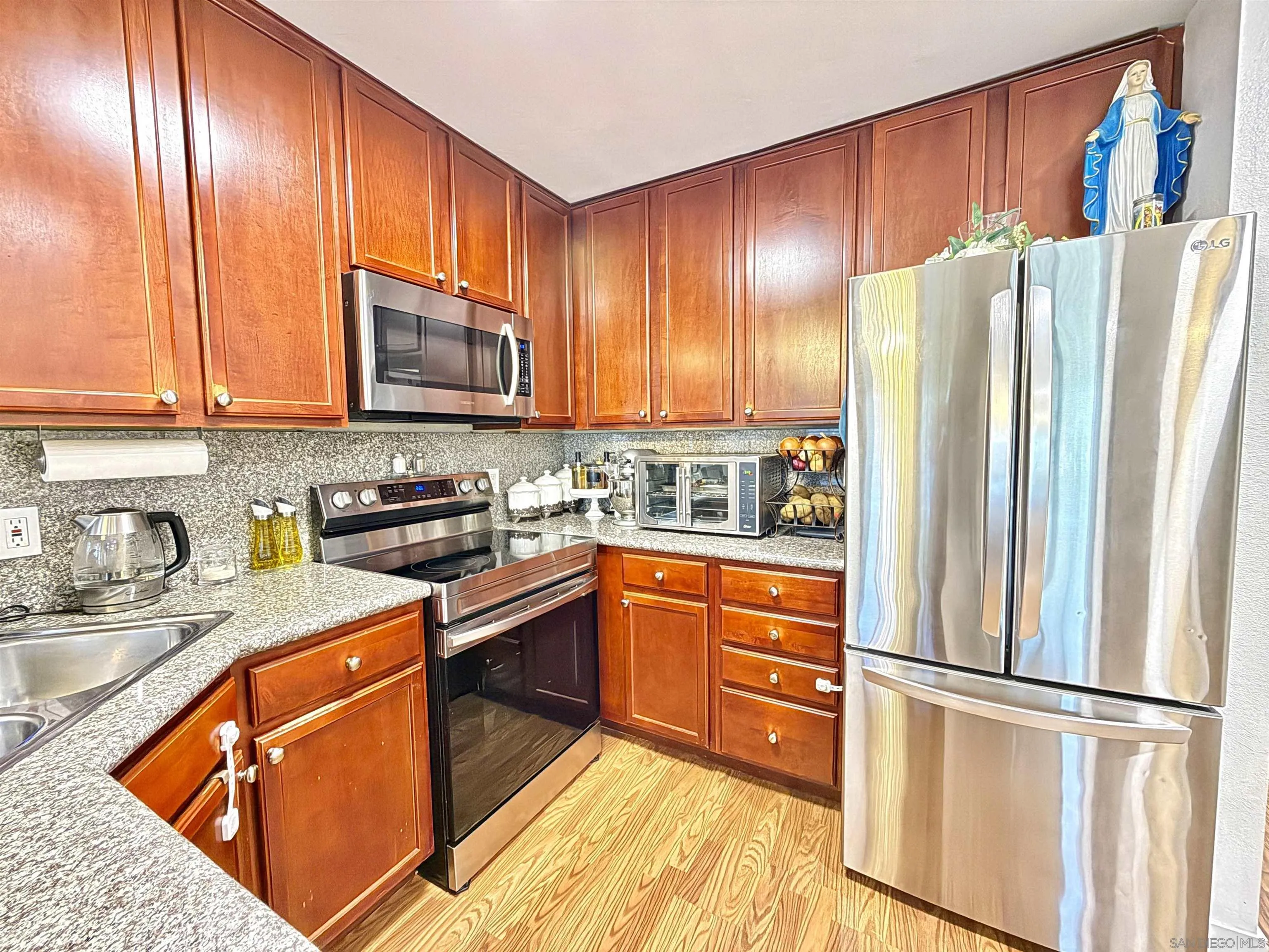 https://cdn.realtyfeed.com/cdn/127/250039738/d9b508a550807b1b5615d86c01a6b676.webp