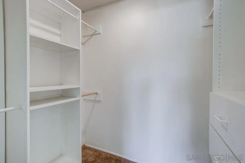 https://cdn.realtyfeed.com/cdn/127/250039740/bdb068e3dbfe32f1aa29925627d1bf70.webp