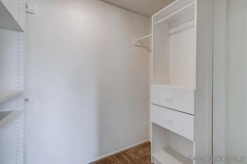 https://cdn.realtyfeed.com/cdn/127/250039740/c6d33db6fb56df67023bae846a49f294.webp