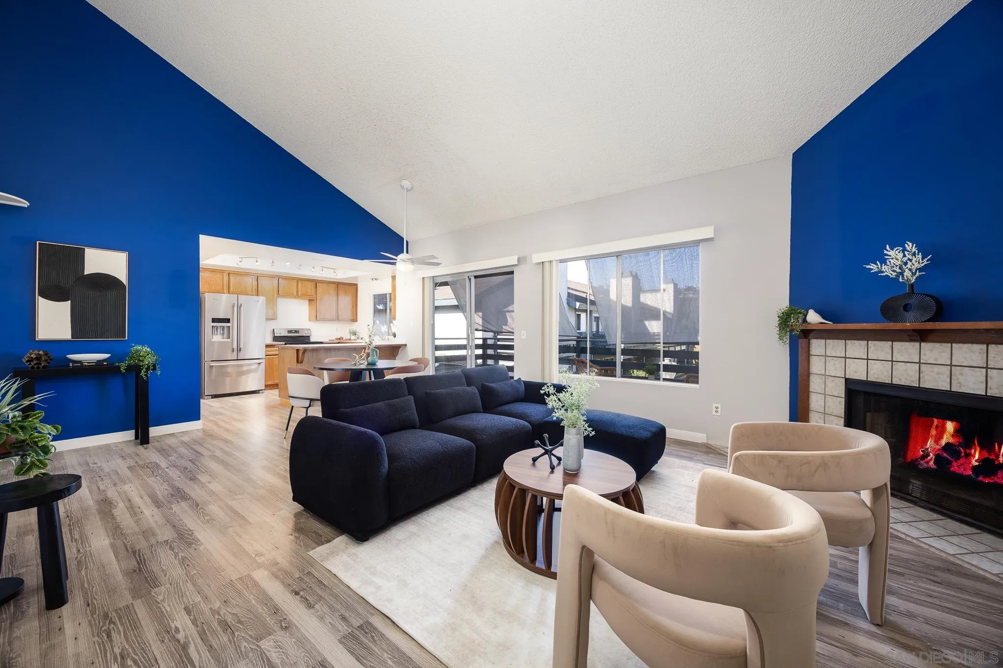Photo #4: 250039744 Listing 