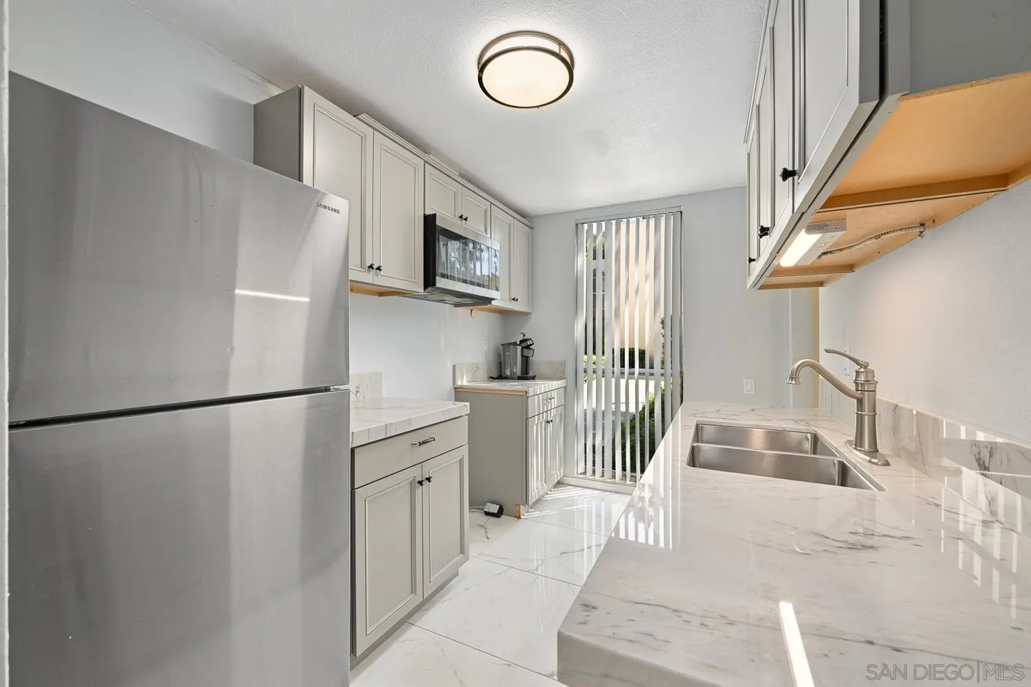 https://cdn.realtyfeed.com/cdn/127/250039756/3a05da18cf0feac9c81c83eb0ced7d6d.webp
