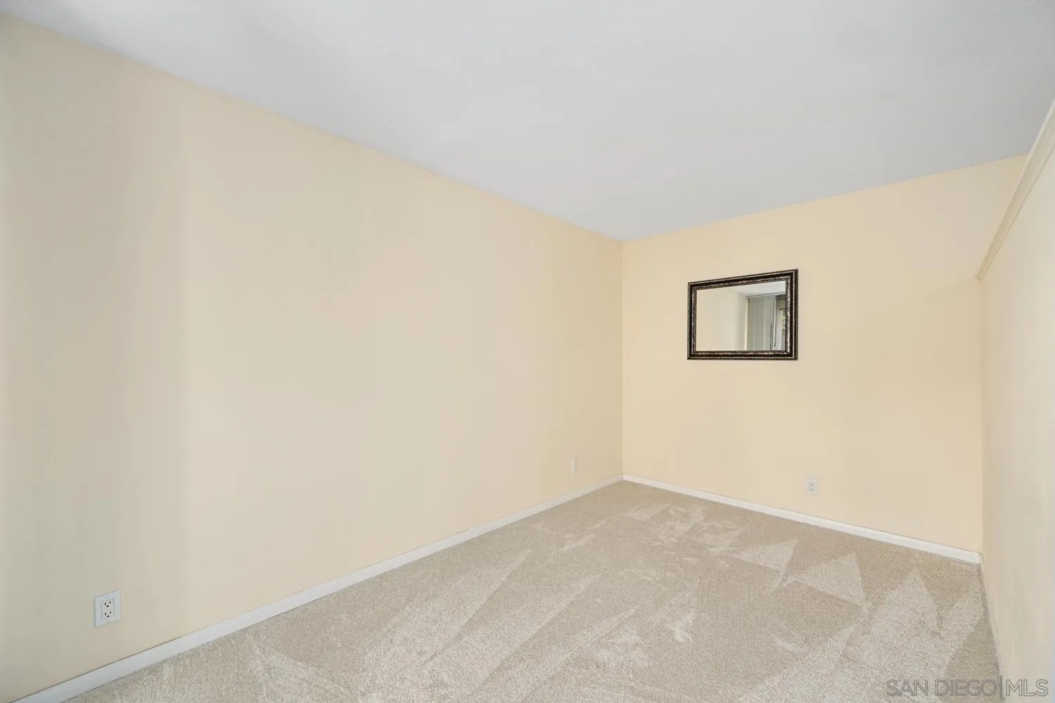 https://cdn.realtyfeed.com/cdn/127/250039756/ca50c94d886b1cd4acc90b662d3895d2.webp