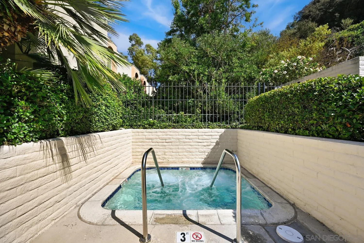 https://cdn.realtyfeed.com/cdn/127/250039756/f62e6b7e92a45dd65c8a06de6d19ada0.webp