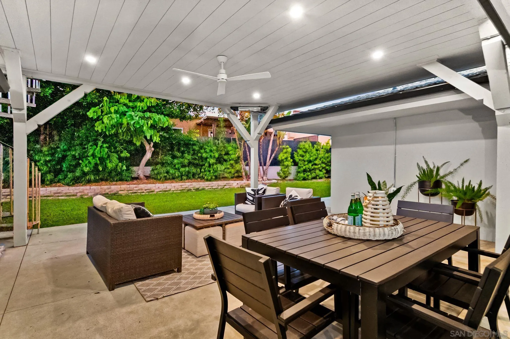 https://cdn.realtyfeed.com/cdn/127/250039758/f1937ec06dbb8dd9da1e11d3f239d8fc.webp