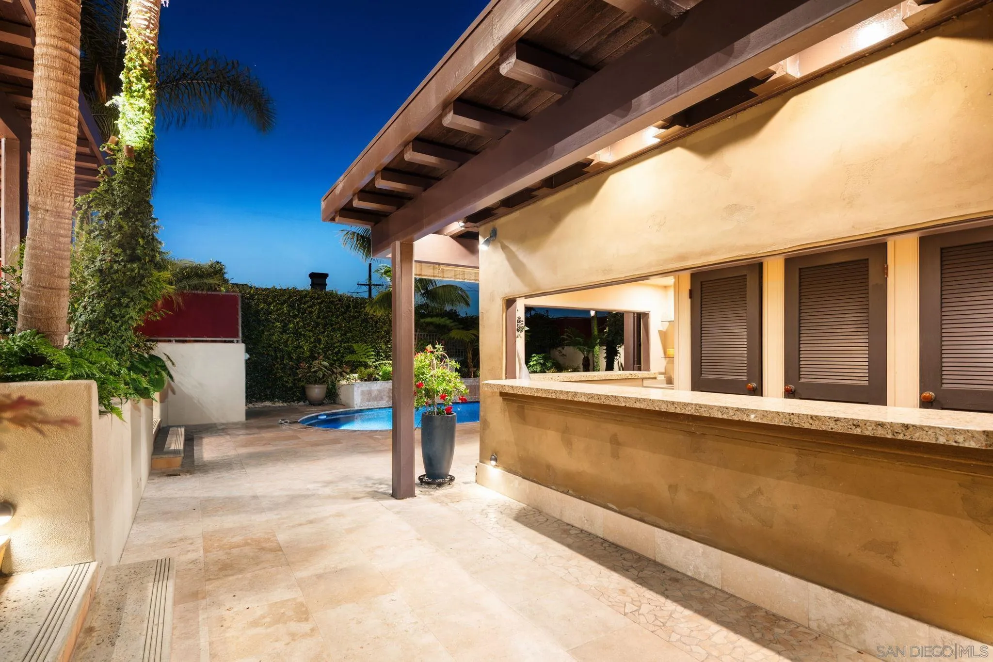 https://cdn.realtyfeed.com/cdn/127/250039760/11cacfc62d073221ca51280f9c3e67fd.webp