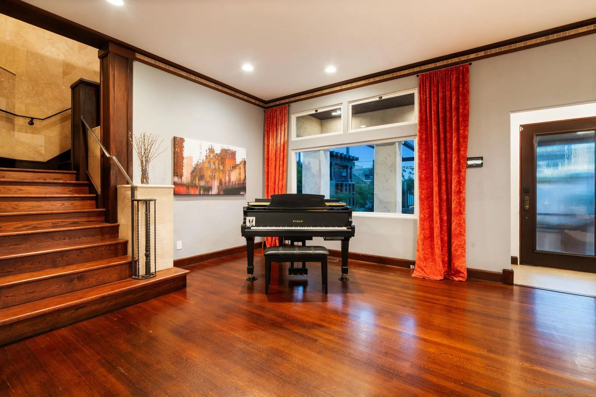 https://cdn.realtyfeed.com/cdn/127/250039760/1691123a59f528c194a660f2b2e8f12c.webp