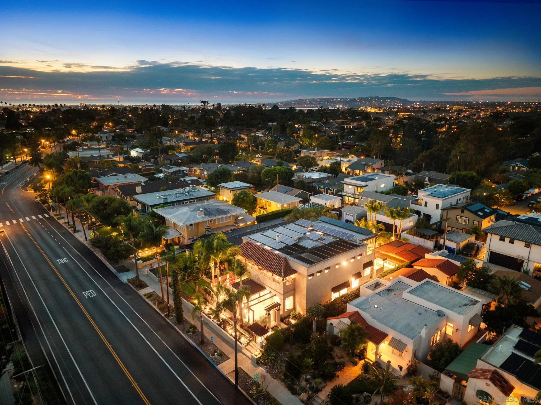 https://cdn.realtyfeed.com/cdn/127/250039760/8e3d95514d244ef0c669b24a749cdb41.webp