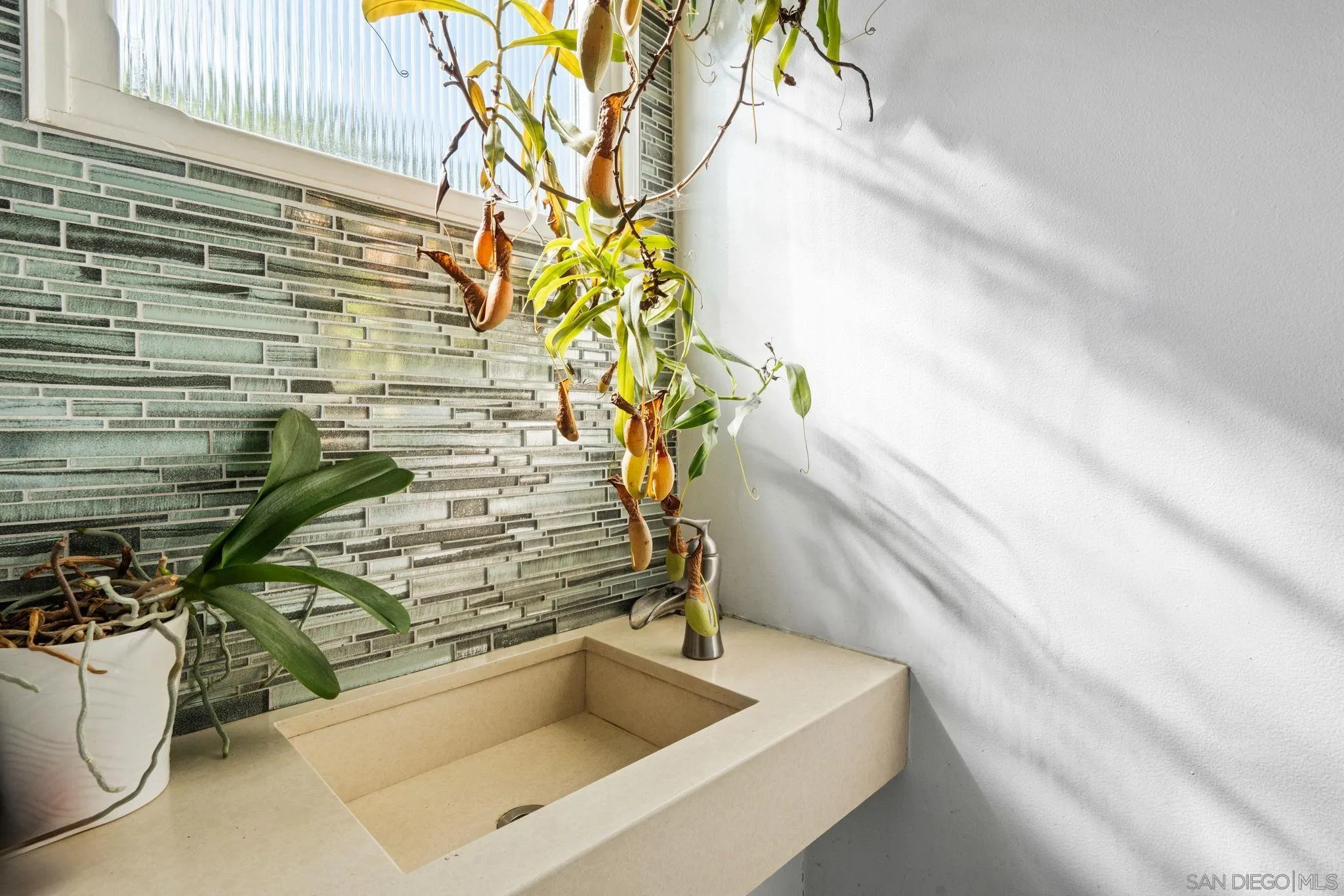 https://cdn.realtyfeed.com/cdn/127/250039760/d2c39e439ed87652df3dbd4a200dc7e1.webp
