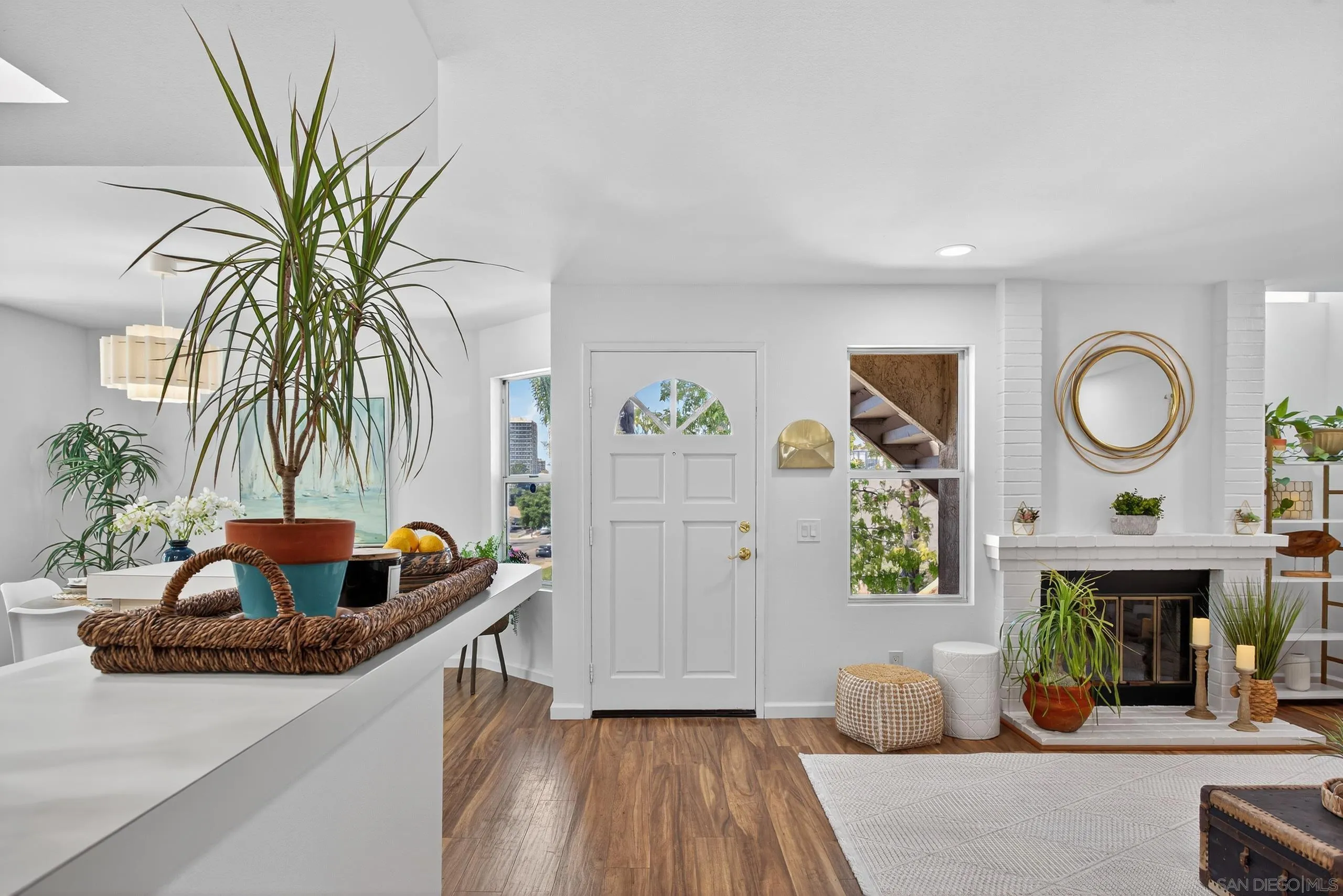 https://cdn.realtyfeed.com/cdn/127/250039763/e6474dc011aa4842737f606d0c6f23b6.webp