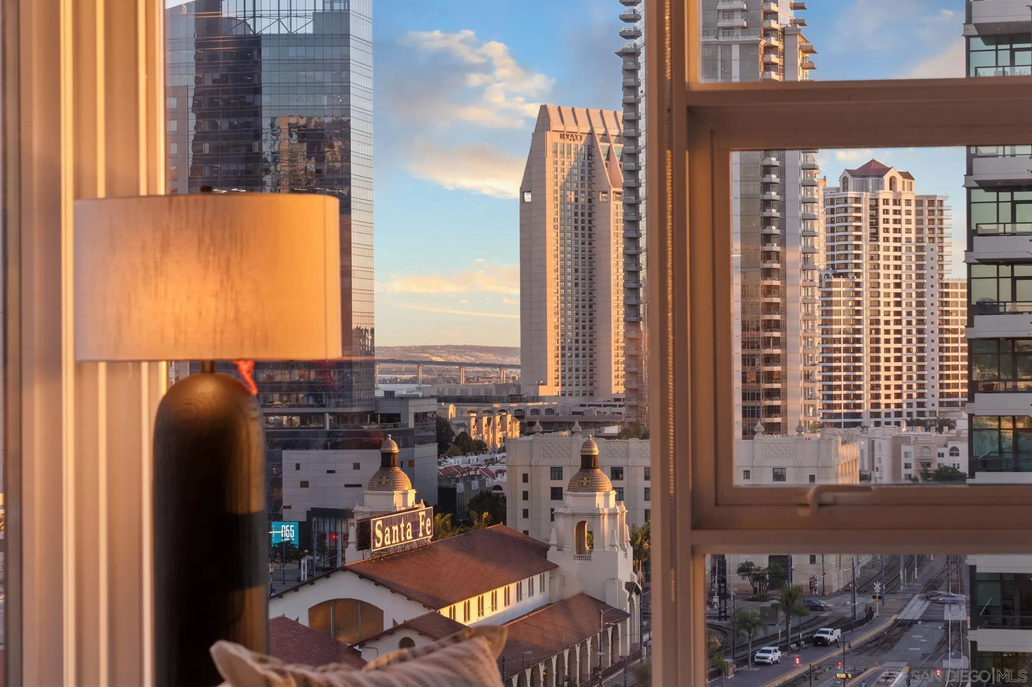 https://cdn.realtyfeed.com/cdn/127/250039775/d80779791e1094d3342cdc3589204c5c.webp