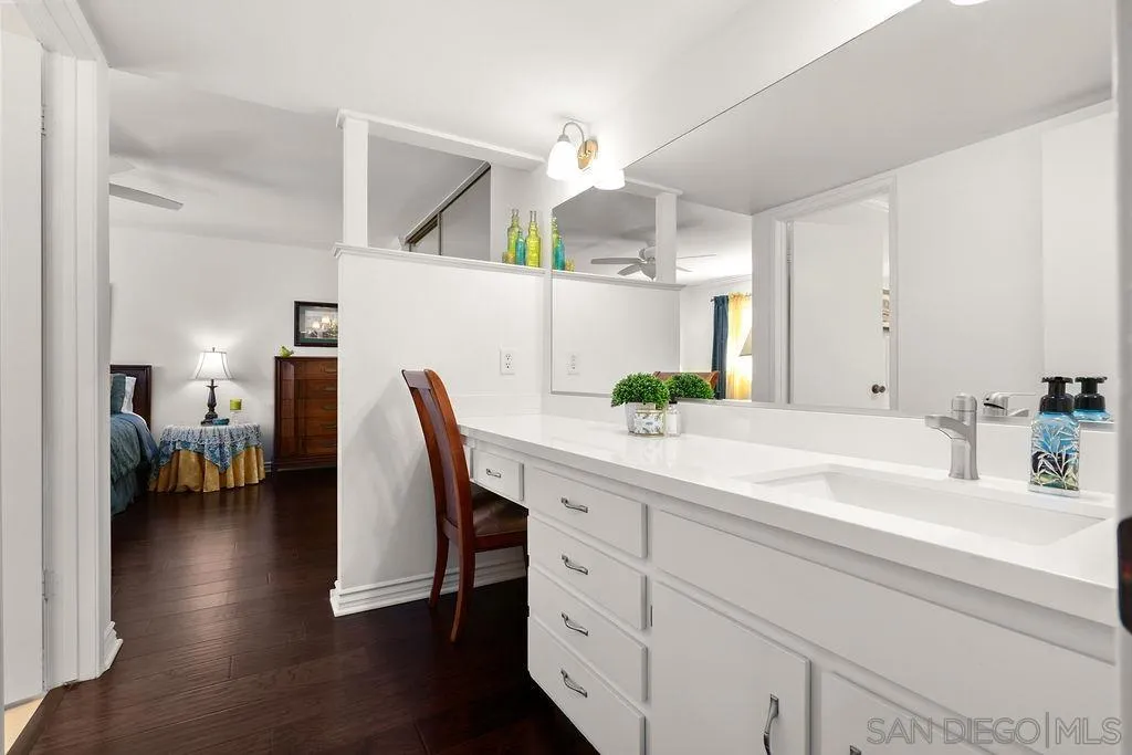 https://cdn.realtyfeed.com/cdn/127/250039777/f5d99693706e8c4b576c00d989351dfb.webp