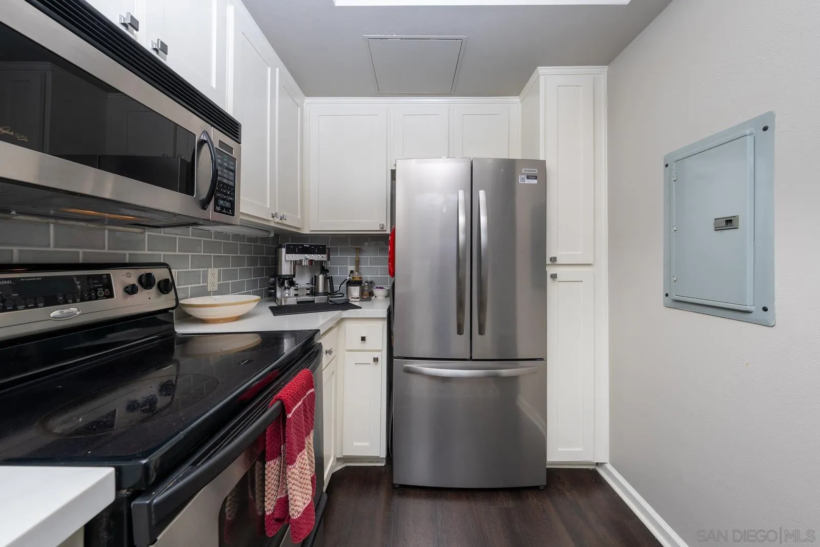 Photo #6: 250039779 Listing 