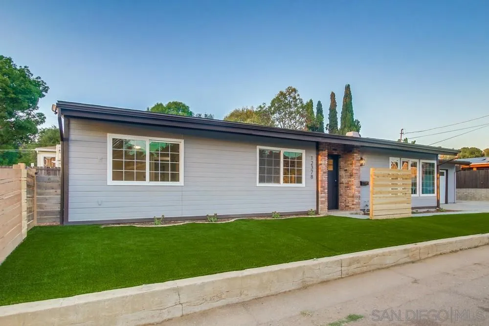 https://cdn.realtyfeed.com/cdn/127/250039780/e296179f9b9262267e8f43e6ad227783.webp