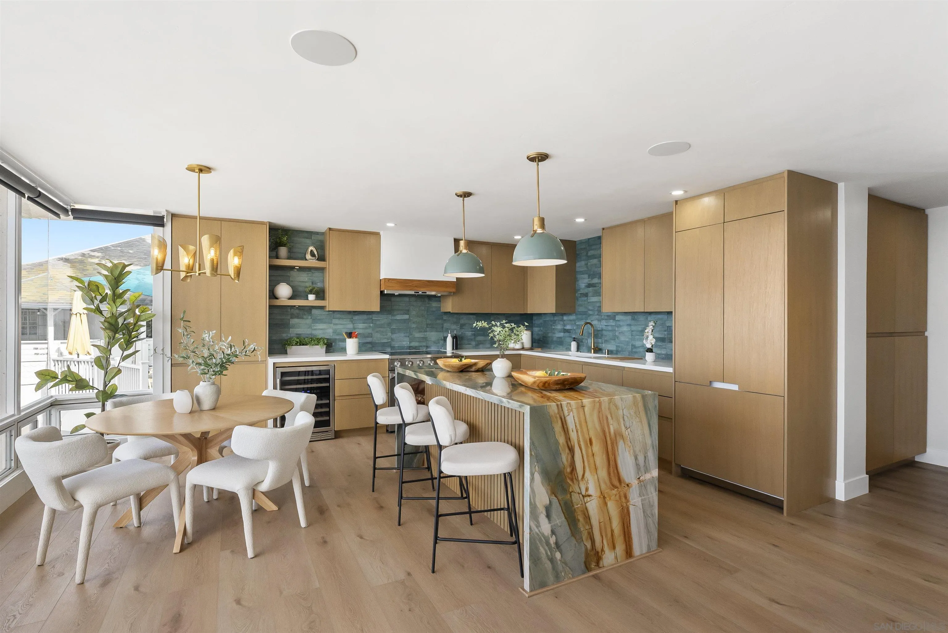 Photo #4: 250039781 Listing 