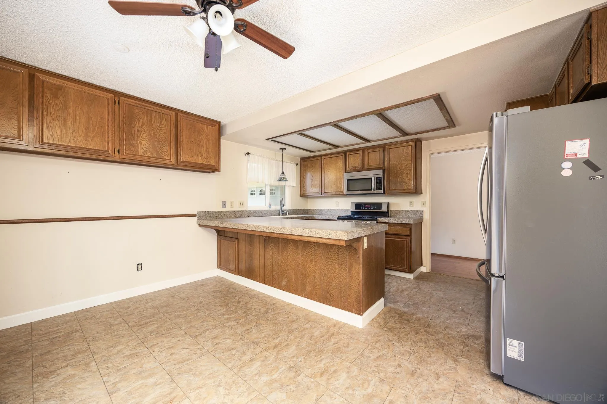 https://cdn.realtyfeed.com/cdn/127/250039782/c2547d4203d6b30aa25fd2d2b87aac27.webp