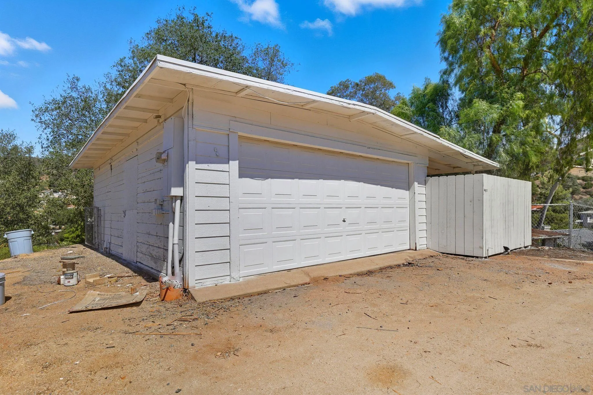 https://cdn.realtyfeed.com/cdn/127/250039785/1bb7f76b8c8bf8773013761849566629.webp